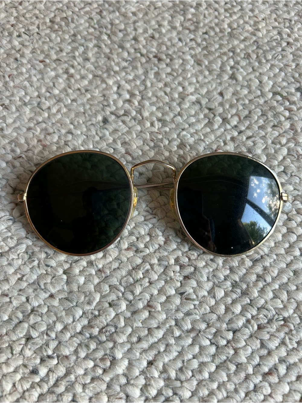 VINTAGE Round Gold Frame Sunglasses